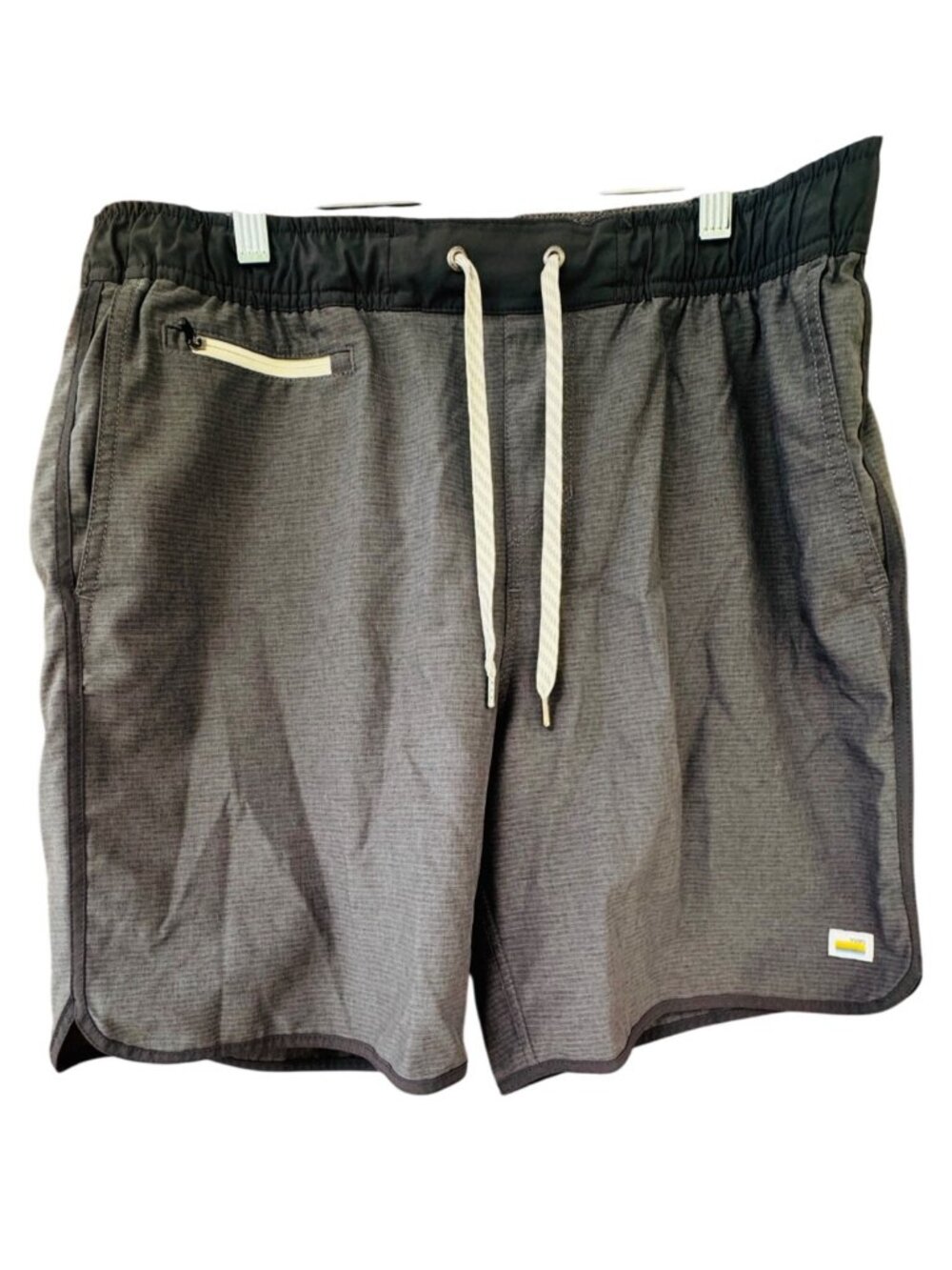 Vuori Mens Banks Shorts Gray Elastic Waist Drawstring Athletic Gym Casual Size L